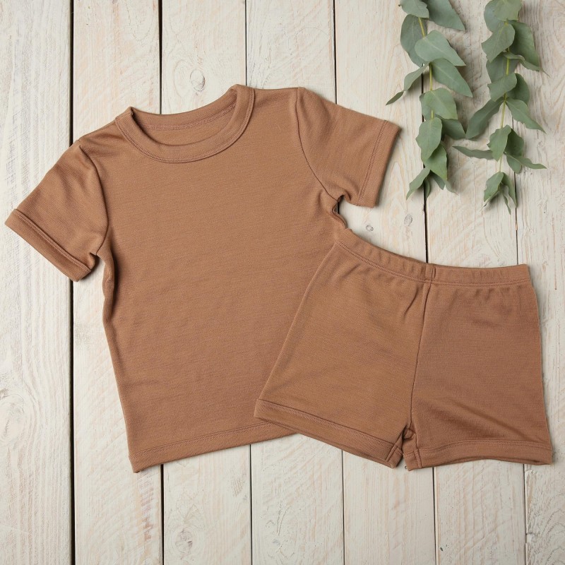 Shorts and t-shirt pyjamas from natural Merino wool - GREEN ROSE